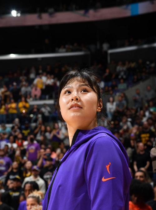 爱游戏体育入口-李月汝首发砍10分15板篮板创WNBA生涯新高(李月汝 nba)