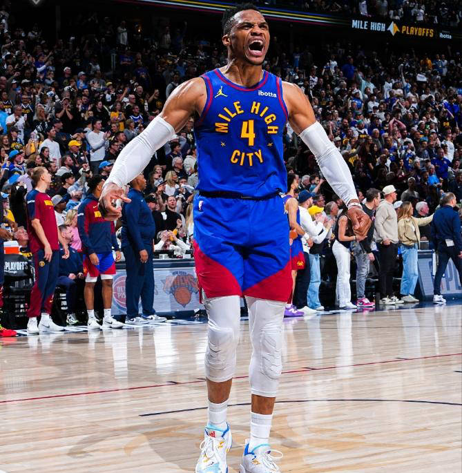 爱游戏体育在线入口-替补出场的新秀表现抢眼，球队险胜(nba替补出场时间有限制吗?)